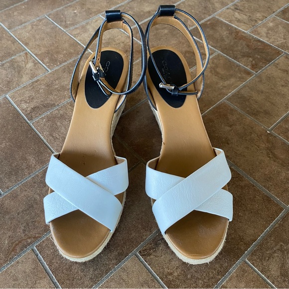 Coach Wedges - Picture 2 of 12